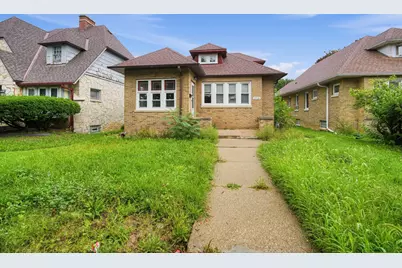 2718 N 46th St, Milwaukee, WI 53210 - Photo 1