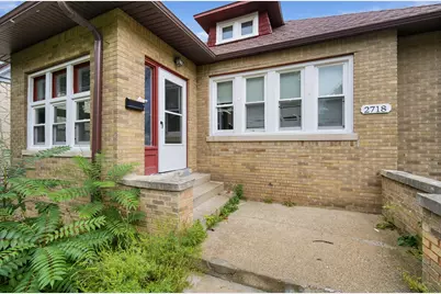 2718 N 46th St, Milwaukee, WI 53210 - Photo 23