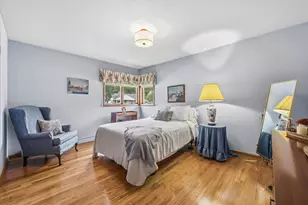 3744 S Sunset Dr, Milwaukee, WI 53220 - Photo 17