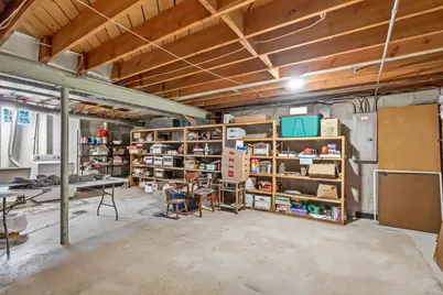 3744 S Sunset Dr, Milwaukee, WI 53220 - Photo 33