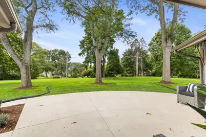 9345 N Thrush Ln, Bayside, WI 53217 - Photo 47