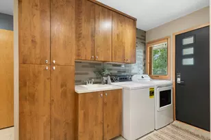 9345 N Thrush Ln, Bayside, WI 53217 - Photo 35