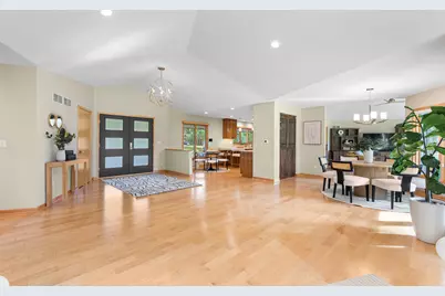 9345 N Thrush Ln, Bayside, WI 53217 - Photo 7