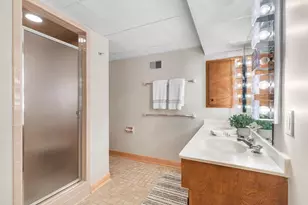 9345 N Thrush Ln, Bayside, WI 53217 - Photo 27