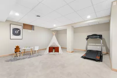 9345 N Thrush Ln, Bayside, WI 53217 - Photo 43