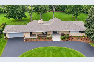 9345 N Thrush Ln, Bayside, WI 53217 - Photo 1