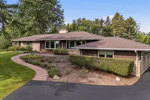 1123 Lake Shore Rd, Grafton, WI 53024 - Photo 1