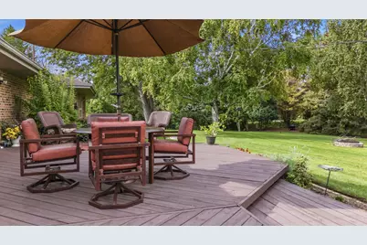 1123  Lake Shore Rd, Grafton, WI 53024 - Photo 5