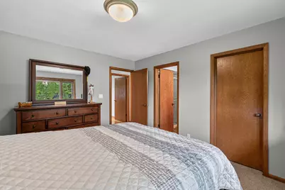 1123  Lake Shore Rd, Grafton, WI 53024 - Photo 21