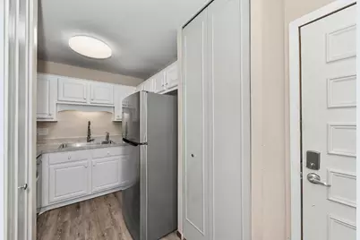 11907 W Appleton Ave #20, Milwaukee, WI 53224 - Photo 9
