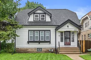 2850 N 46th St, Milwaukee, WI 53210 - Photo 1
