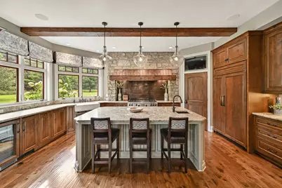 3800  Red Chapel Ct, Delafield, WI 53058 - Photo 17