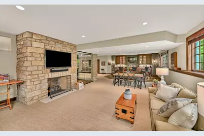 3800  Red Chapel Ct, Delafield, WI 53058 - Photo 35