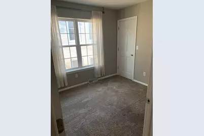 1212 E Russell Ave, Milwaukee, WI 53207 - Photo 15