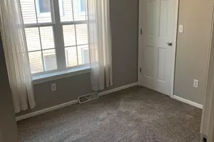 1212 E Russell Ave, Milwaukee, WI 53207 - Photo 15