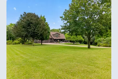 5280  Augustine Pointe Ct, Richfield, WI 53017 - Photo 63