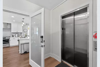 1042 E Juneau Ave #3, Milwaukee, WI 53202 - Photo 5