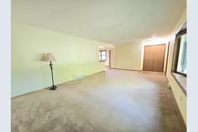 723  Wilson Ave, Sheboygan Falls, WI 53085 - Photo 5