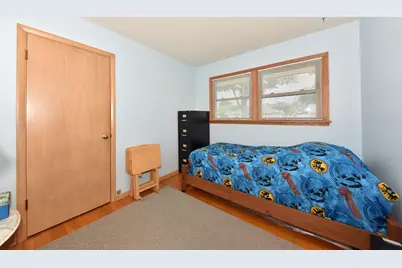 8136 W Clovernook St, Milwaukee, WI 53223 - Photo 11