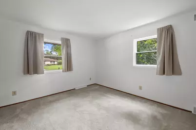 21120  Sierra Dr, Brookfield, WI 53045 - Photo 25