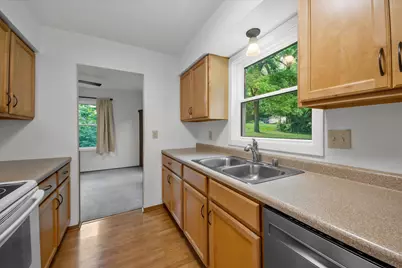21120  Sierra Dr, Brookfield, WI 53045 - Photo 13