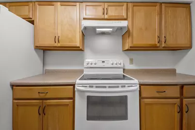 21120  Sierra Dr, Brookfield, WI 53045 - Photo 11