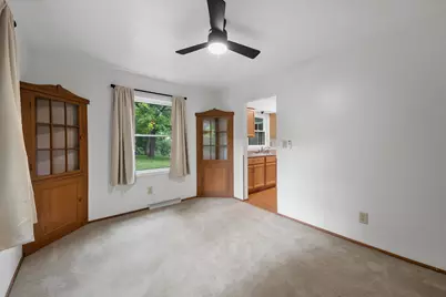 21120  Sierra Dr, Brookfield, WI 53045 - Photo 9