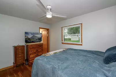 910  Mayer Ln, Mayville, WI 53050 - Photo 11