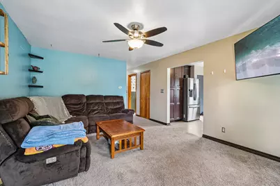 2617  Coolidge Ave, Racine, WI 53403 - Photo 7