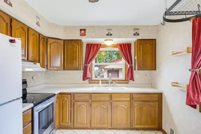 8716 W Boone Ave, West Allis, WI 53227 - Photo 7