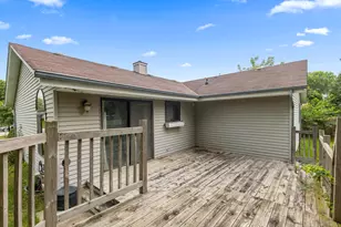 225 Heritage St, Belgium, WI 53004 - Photo 3