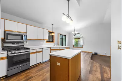225  Heritage St, Belgium, WI 53004 - Photo 11