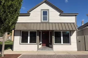 7718 W National Ave, West Allis, WI 53214 - Photo 1