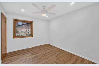 5143 S 19th St, Milwaukee, WI 53221 - Photo 11