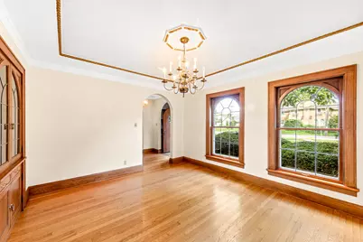 2263  Ludington Ave, Wauwatosa, WI 53226 - Photo 15