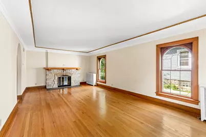 2263  Ludington Ave, Wauwatosa, WI 53226 - Photo 9