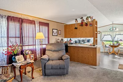 405 E Main St, La Farge, WI 54639 - Photo 7