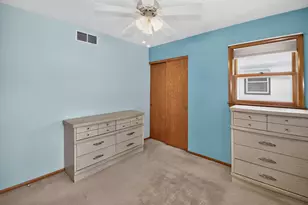 W149N8183 Winchester St, Menomonee Falls, WI 53051 - Photo 13