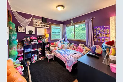 523 E Schowalter St, Saukville, WI 53080 - Photo 13