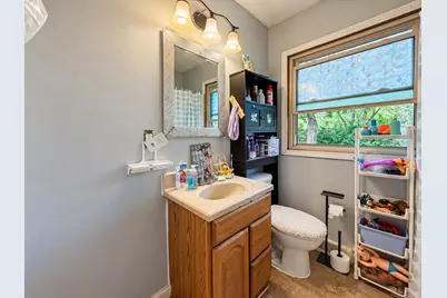 523 E Schowalter St, Saukville, WI 53080 - Photo 11