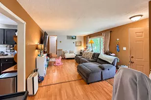 523 E Schowalter St, Saukville, WI 53080 - Photo 3
