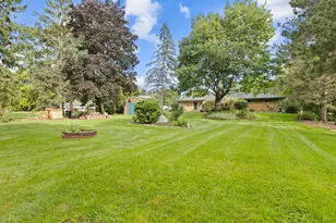 9915 W Margaret Ln, Franklin, WI 53132 - Photo 25