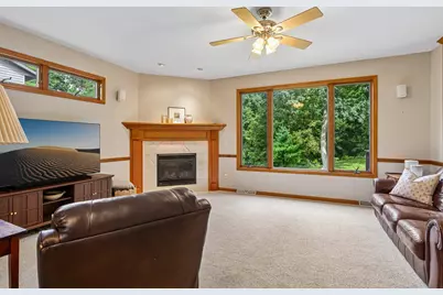 133  Phillips Ln, Lake Mills, WI 53551 - Photo 7