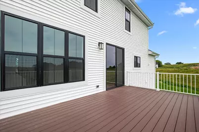 805  Viewpoint Ave, Waukesha, WI 53188 - Photo 31