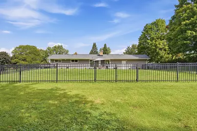 14465  Lindsay Dr, Brookfield, WI 53005 - Photo 35