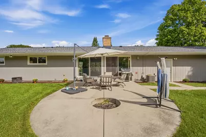 14465  Lindsay Dr, Brookfield, WI 53005 - Photo 37