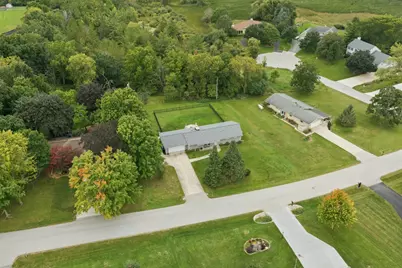 14465  Lindsay Dr, Brookfield, WI 53005 - Photo 5