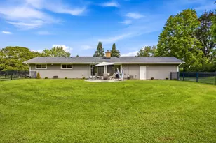 14465 Lindsay Dr, Brookfield, WI 53005 - Photo 43