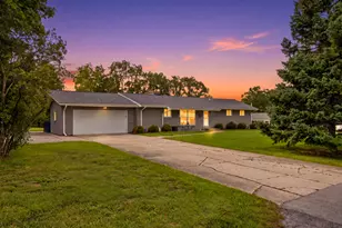 14465 Lindsay Dr, Brookfield, WI 53005 - Photo 49