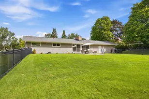 14465 Lindsay Dr, Brookfield, WI 53005 - Photo 45